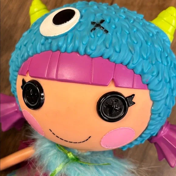Fur Monster Lalaloopsy doll and Friend - Picture 2 of 4